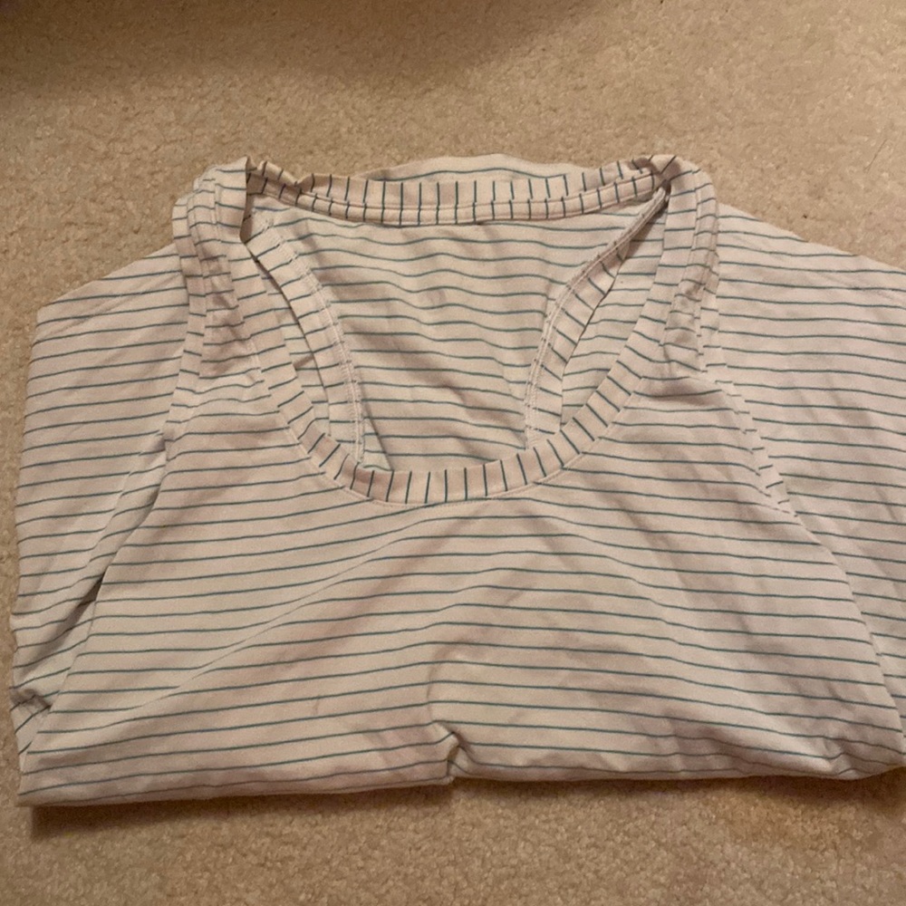 Lululemon tank top